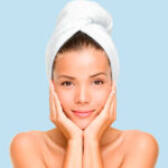 کدام لایه برداری برای پاکسازی پوست شما بهتر است؟